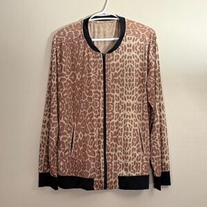 Road Runner Leopard Print Nylon & Spandex Athletic Bomber Jacket - Size XL EUC